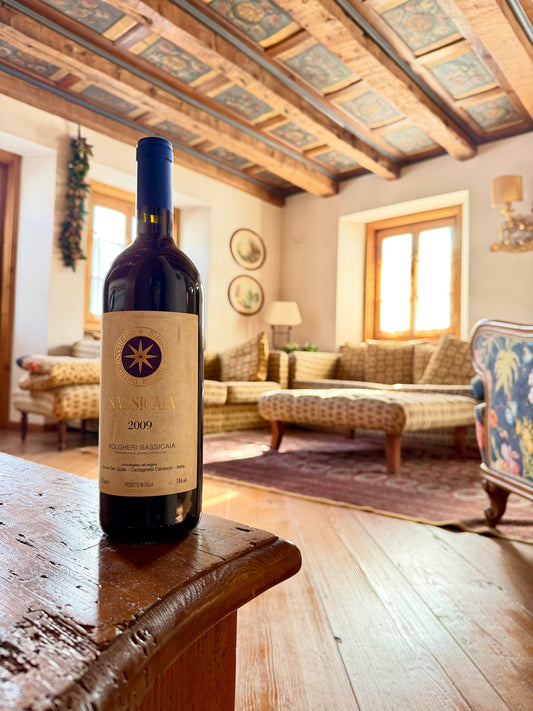 Bottiglia di Sassicaia – vino iconico toscano da collezione